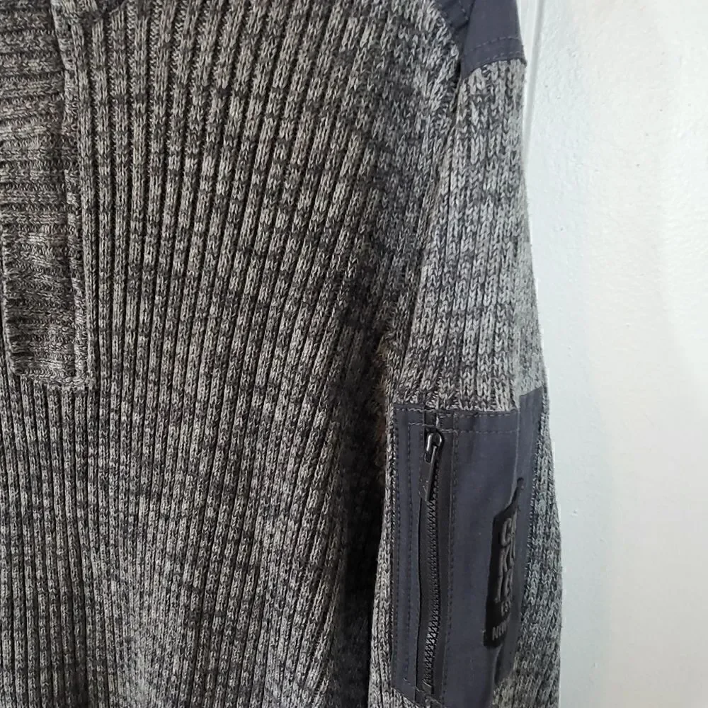 Calvin Klein Men's Gray Sweater